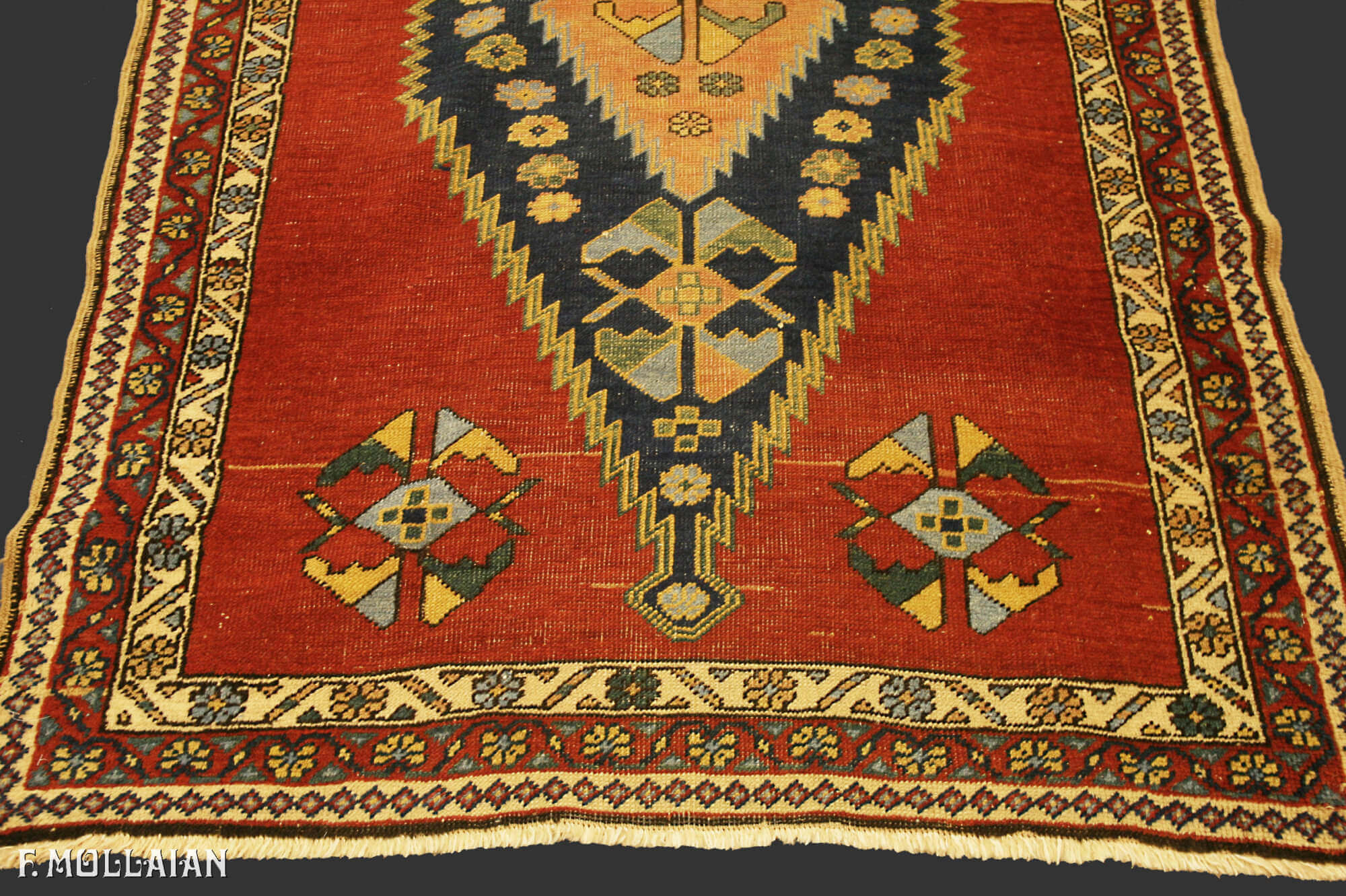 Antique Persian Bakshaish Runner n°:52769840